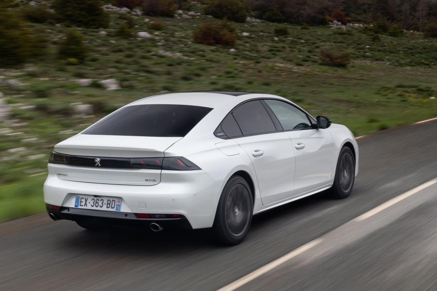  Peugeot 508 GT Line 2018 года  (WW) (фото 27 из 42)